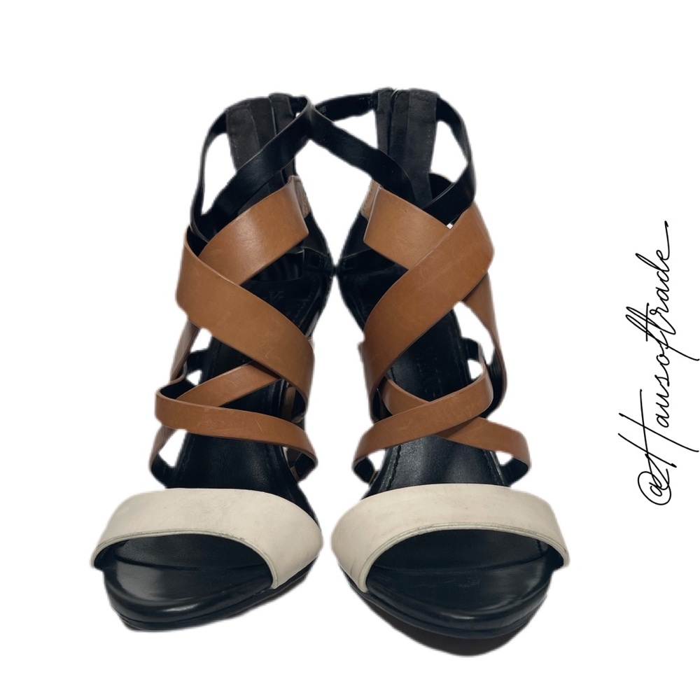 VERA WANG Lavender Label Hilda Colorblock Sandal